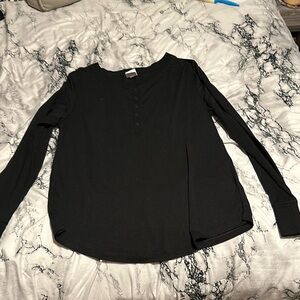 Women's Black Long Sleeve Top